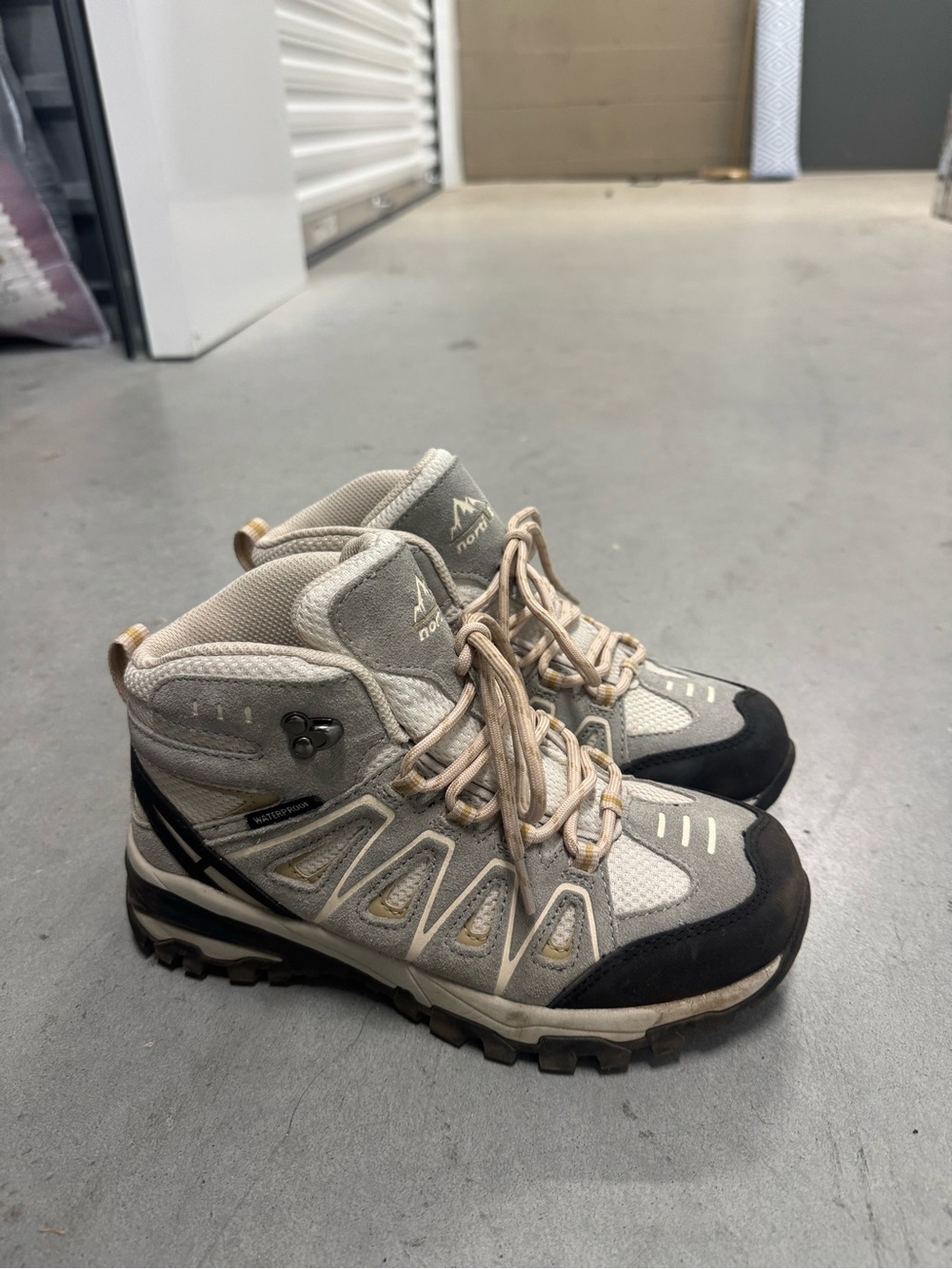 Northside Beige and Black Women's Trail Hiking Boots